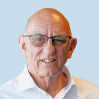 David (Dave) Chuter